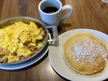 シカゴ郊外シャンバーグのおススメ朝食レストラン　WILDBERRY Pancake & Café (ワイルドベリー)